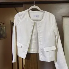 ホワイト ノーカラー ジャケット