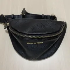 《御値下げ中》Maison de FLEUR ウエストポーチ ボディバッグ