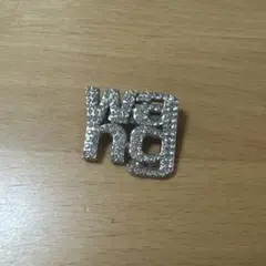 クリスタルピンバッジ wahg