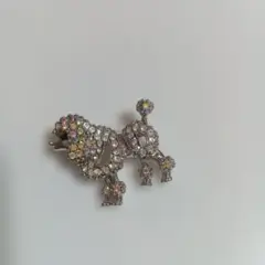 プードル型クリスタルブローチ