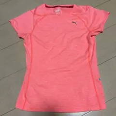 PUMA ピンク Tシャツ Sサイズ