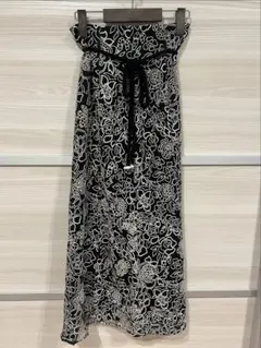 Lily Brown 刺繍レースマーメイドスカート M