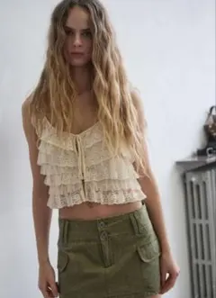 完売品】ZARA サテン レースキャミソール Sサイズ【小嶋陽菜さん着用