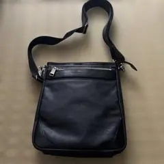 ultima TOKYO メンズ ショルダーバッグ ブラックのサムネイル