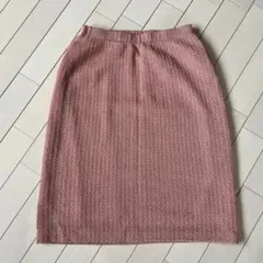 ピンク タイトスカート レース状編み