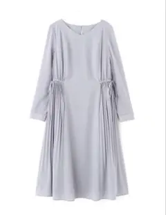 新品未使用　サイドプリーツワンピース