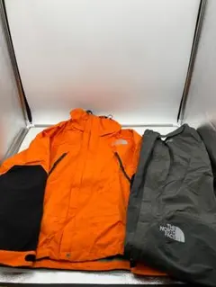 THE NORTH FACE メンズ　スキー、スノーボードウェア　メンズ