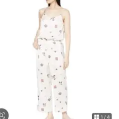 ホワイトプリント柄ルームウェア、サロペット