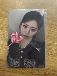 BABYMONSTER ローラ　トレカ
