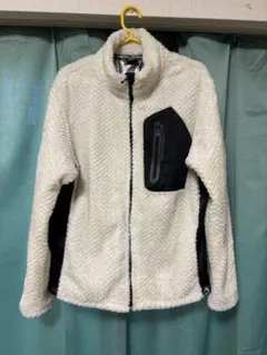 【年度末限定値下げ】フリースジャケット ホワイト/ブラック　ワークマン