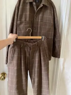 セットアップ ブラウン