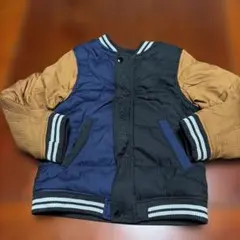 ネイビーとブラウンのジャケット