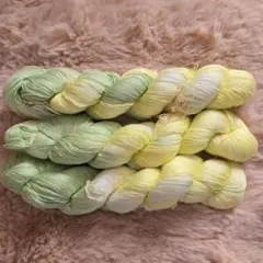 【新品未使用】シルク毛糸　編み物　手芸　300g　ライムグリーン　黄色