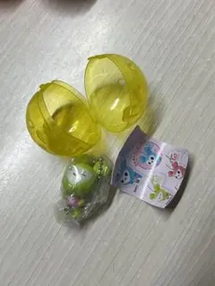 TWICEガチャ　JEONGVELY  ボールチェーンver