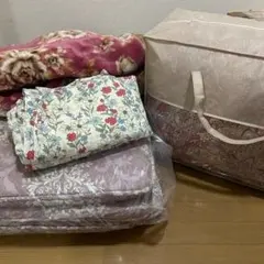 ꕤ羽毛布団、布団、掛け布団、敷布団　ダブル①