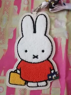 ✺ 【新品/未使用】ミッフィー パスケース