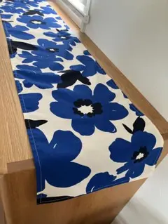 北欧テーブルランナー