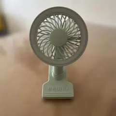 新品未使用 ブルーノ ポータブルクリップライトファン 扇風機 BDE035