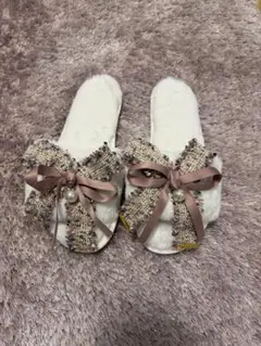 リボン付きファースリッパ