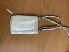 ホワイト色 スマホショルダーバッグ 合成皮革