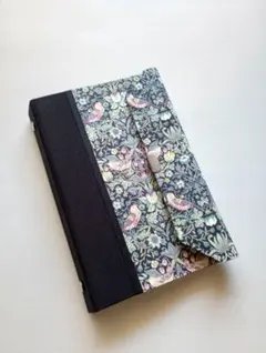 システム手帳・バイブルサイズ　リバティ・いちご泥棒