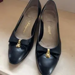 Ferragamo パンプス ヴァラ リボン 黒のサムネイル