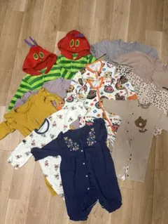 双子服総額20000円相当　双子用ロンパースセット