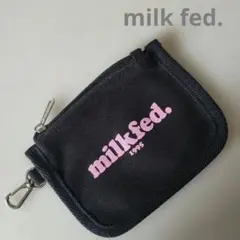milkfed. キャンバスポーチ　バックチャーム コインケース　黒のサムネイル