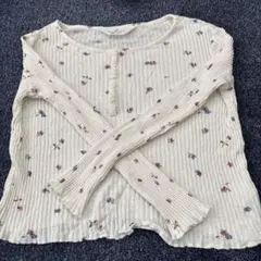 H&M 花柄 長袖カットソー 122/128