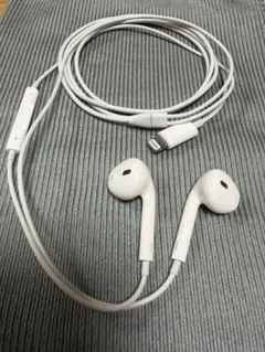 Apple 純正品 iPhone 有線イヤホン Lightning