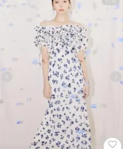 Estella.k ホルターネック ロングワンピース 花柄 エステラケー - メルカリ