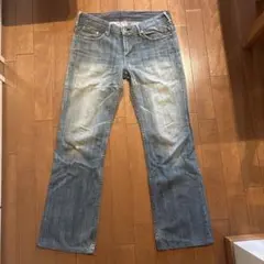 日本製Levi’sデニムパンツ