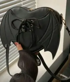 バットウィングハート型ショルダーバッグハート型バッグコウモリ蝙蝠型翼羽