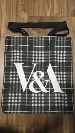 【新品未使用】V&A トートバッグ チェック柄