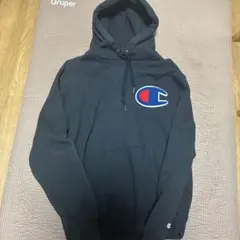 Champion 肉厚パーカー