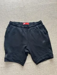 大人気★NIKE ナイキ テックフリース ショートパンツ ブラック L★即完