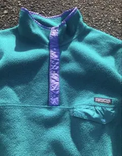 90s Patagonia Snap T