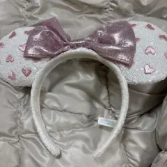 ディズニー　カチューシャ　白　スパンコール　ハート　ピンク