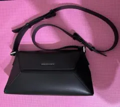 CHARLES & KEITH ショルダーバッグ 美品