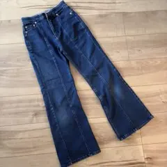 Item thumbnail for item c47cf42b-2d02-4352-876c-50c9d6e1e82a