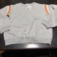 新品　H&M グレー トレーナー 120/130