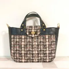 蓋付き刺繍バッグ☆ ジョリーフルール