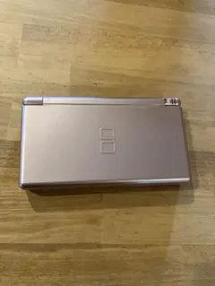DS LITE メタリックロゼ