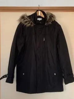 フード付きブラックジャケット　メンズ