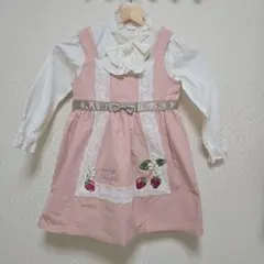 いちごワンピースと白シャツ　110cm