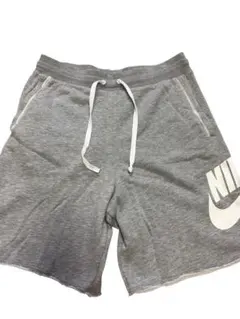 NIKE ショートパンツ グレーのサムネイル