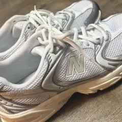 New Balance 530スニーカー