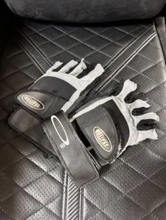 マリングローブ　水上スキー　マリンスポーツ　ジェットスキー　ウェイクボード