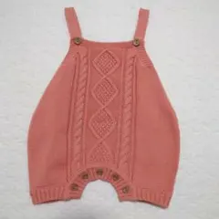 ケーブル編みロンパース