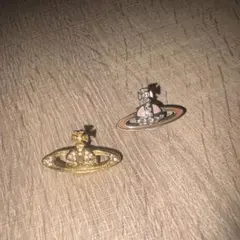 ヴィヴィアンウエストウッド　オーブピアス(片耳用) 2個セット